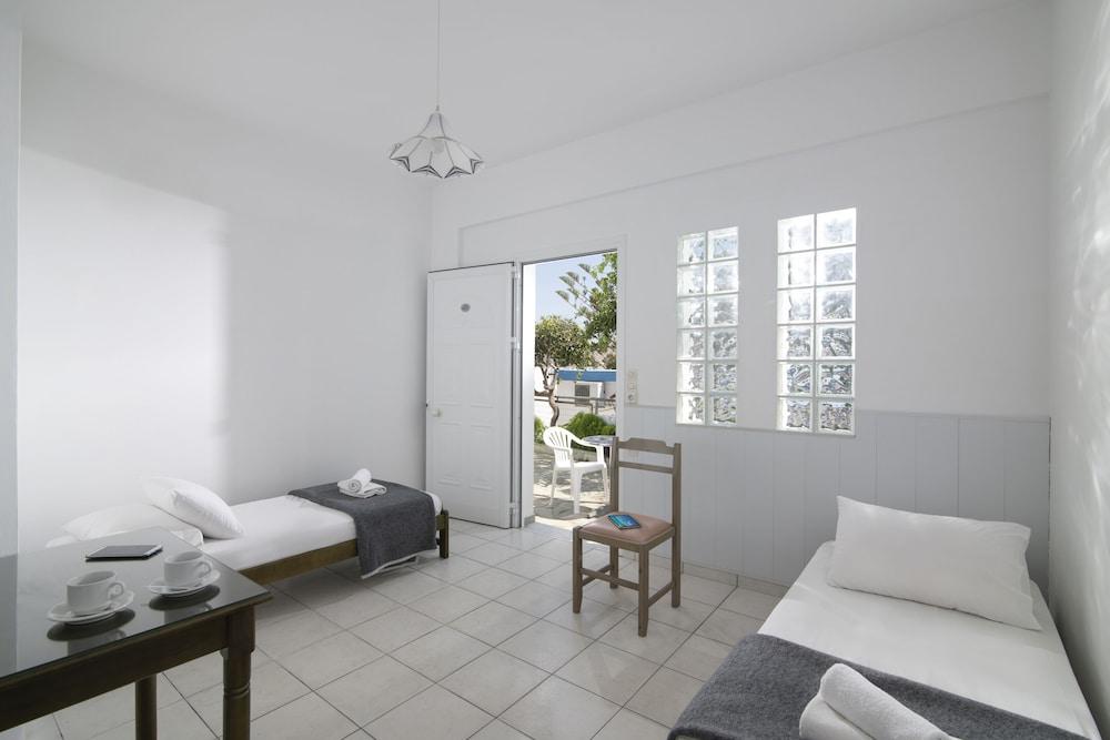 אגיה פלגיה קיתירה Belvedere Village מראה חיצוני תמונה
